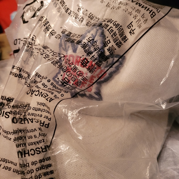 Maple leafs - Picture 6 of 12